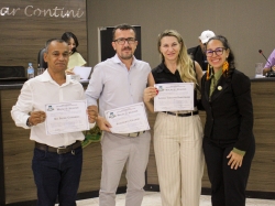 SESSÃO SOLENE DE ENTREGA DE HONRARIAS CELEBRA TRAJETÓRIAS DE DESTAQUE EM GAÚCHA DO NORTE