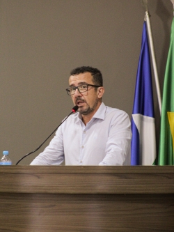 SESSÃO SOLENE DE ENTREGA DE HONRARIAS CELEBRA TRAJETÓRIAS DE DESTAQUE EM GAÚCHA DO NORTE